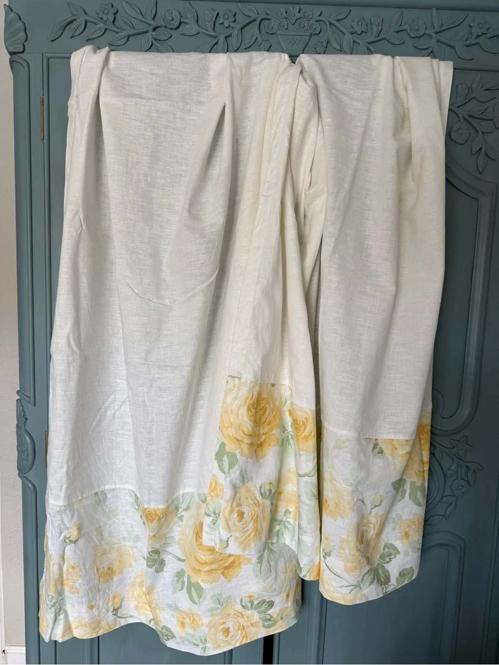 Simply shabby chic curtains (2 panels)